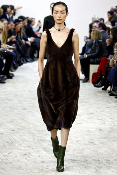 Look 20